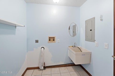 Tiny photo for 820 Bitterbrush Lane, Findlay, OH 45840 (MLS # 10012114)