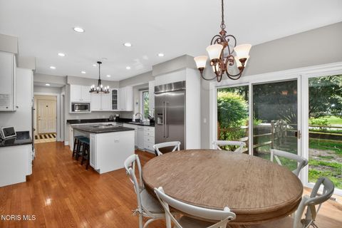 Tiny photo for 2709 Westchester Road, Ottawa Hills, OH 43615 (MLS # 10007158)