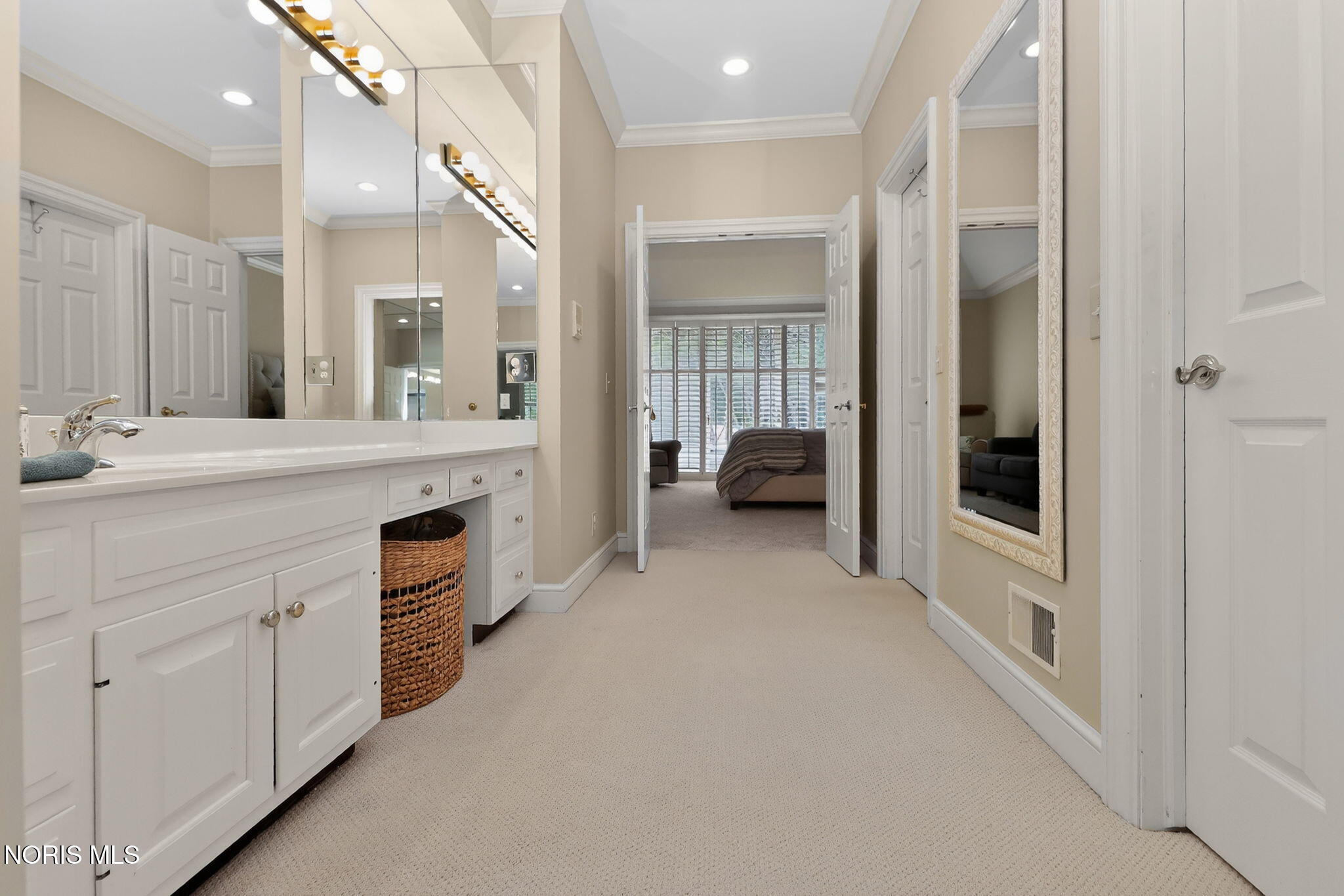 Ottawa Hills, Ohio, 43615, United States, 5 Bedrooms Bedrooms, ,7 BathroomsBathrooms,Residential,Active,2052083