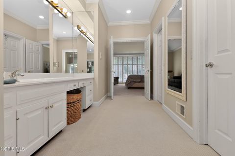 Tiny photo for 2709 Westchester Road, Ottawa Hills, OH 43615 (MLS # 10007158)