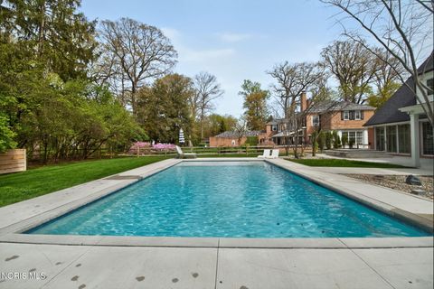Tiny photo for 2709 Westchester Road, Ottawa Hills, OH 43615 (MLS # 10007158)