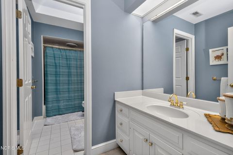 Tiny photo for 2709 Westchester Road, Ottawa Hills, OH 43615 (MLS # 10007158)