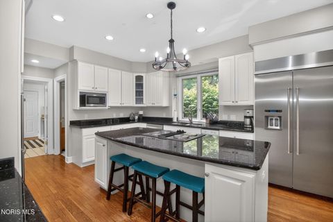 Tiny photo for 2709 Westchester Road, Ottawa Hills, OH 43615 (MLS # 10007158)