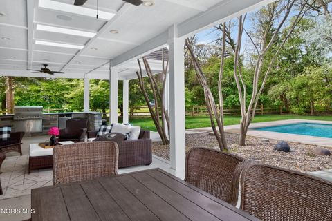Tiny photo for 2709 Westchester Road, Ottawa Hills, OH 43615 (MLS # 10007158)