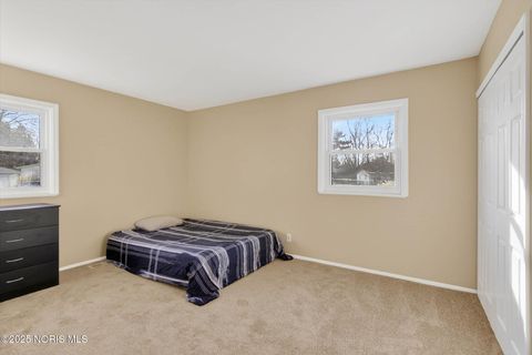 Tiny photo for 6025 Gillingham Drive, Sylvania, OH 43560 (MLS # 10002452)
