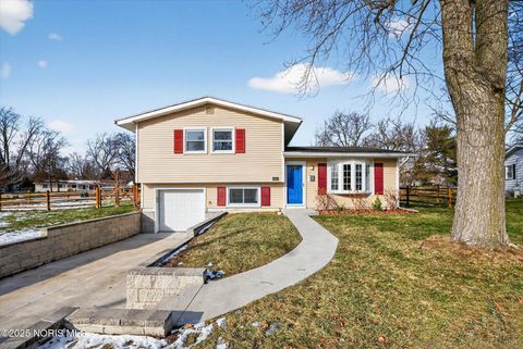 Tiny photo for 6025 Gillingham Drive, Sylvania, OH 43560 (MLS # 10002452)