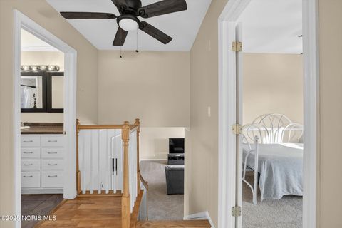 Tiny photo for 6025 Gillingham Drive, Sylvania, OH 43560 (MLS # 10002452)