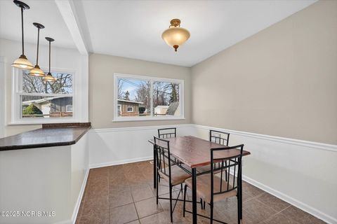 Tiny photo for 6025 Gillingham Drive, Sylvania, OH 43560 (MLS # 10002452)