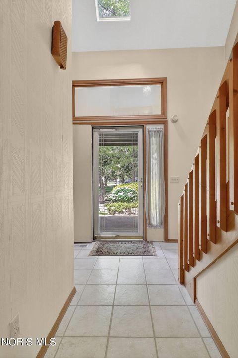 Tiny photo for 6838 Oakshade Road, Sylvania, OH 43560 (MLS # 10008407)