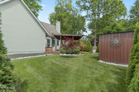 Tiny photo for 6838 Oakshade Road, Sylvania, OH 43560 (MLS # 10008407)