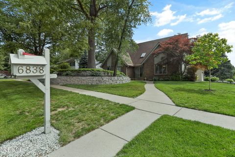 Photo of 6838 Oakshade Road, Sylvania, OH 43560 (MLS # 10008407)