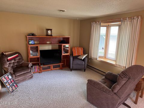 Tiny photo for 1114 Bavarian Lane, Bryan, OH 43506 (MLS # 10007144)