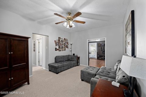 Tiny photo for 407 E Garfield Avenue, Swanton, OH 43558 (MLS # 10000360)