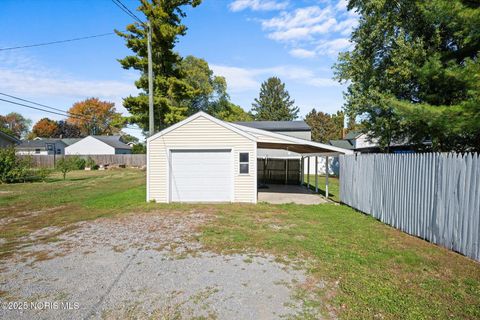Tiny photo for 407 E Garfield Avenue, Swanton, OH 43558 (MLS # 10000360)