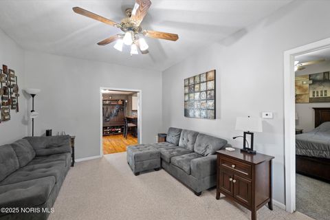 Tiny photo for 407 E Garfield Avenue, Swanton, OH 43558 (MLS # 10000360)