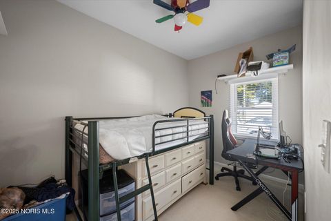 Tiny photo for 407 E Garfield Avenue, Swanton, OH 43558 (MLS # 10000360)