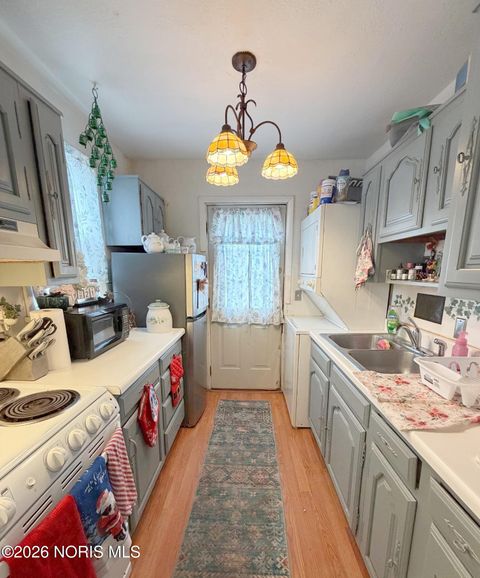 Tiny photo for 533 W Northgate Parkway, Toledo, OH 43612 (MLS # 10002715)