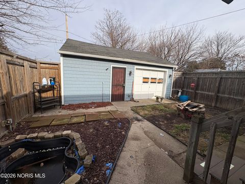 Tiny photo for 313 Mettler Street, Toledo, OH 43608 (MLS # 10003040)