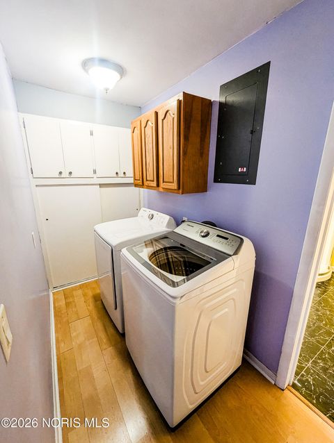 Tiny photo for 429 Burnham Drive, Fostoria, OH 44830 (MLS # 10003240)