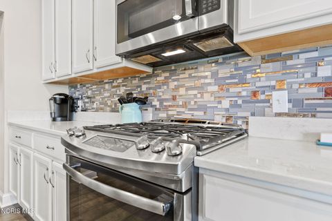 Tiny photo for 6137 Old Stone Trail, Curtice, OH 43412 (MLS # 10008958)