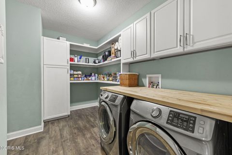 Tiny photo for 6137 Old Stone Trail, Curtice, OH 43412 (MLS # 10008958)
