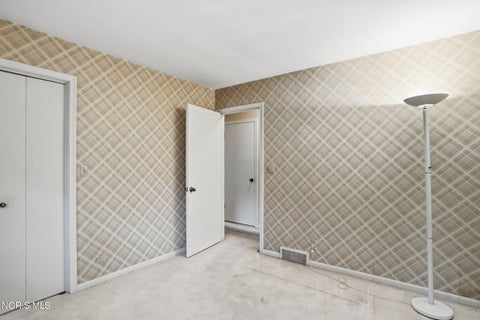 Tiny photo for 615 Sutton Place, Findlay, OH 45840 (MLS # 10013877)