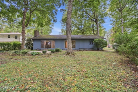 Tiny photo for 615 Sutton Place, Findlay, OH 45840 (MLS # 10013877)