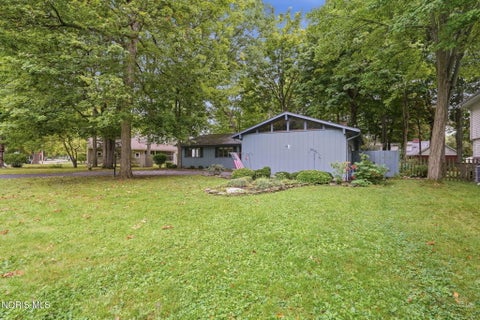 Tiny photo for 615 Sutton Place, Findlay, OH 45840 (MLS # 10013877)