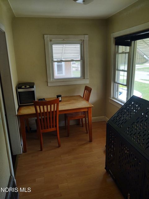 Tiny photo for 2653 117th Street, Toledo, OH 43611 (MLS # 10006111)