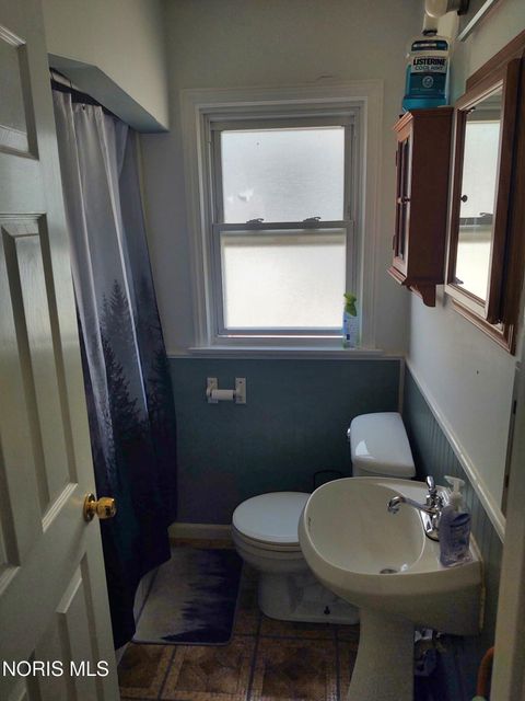 Tiny photo for 2653 117th Street, Toledo, OH 43611 (MLS # 10006111)