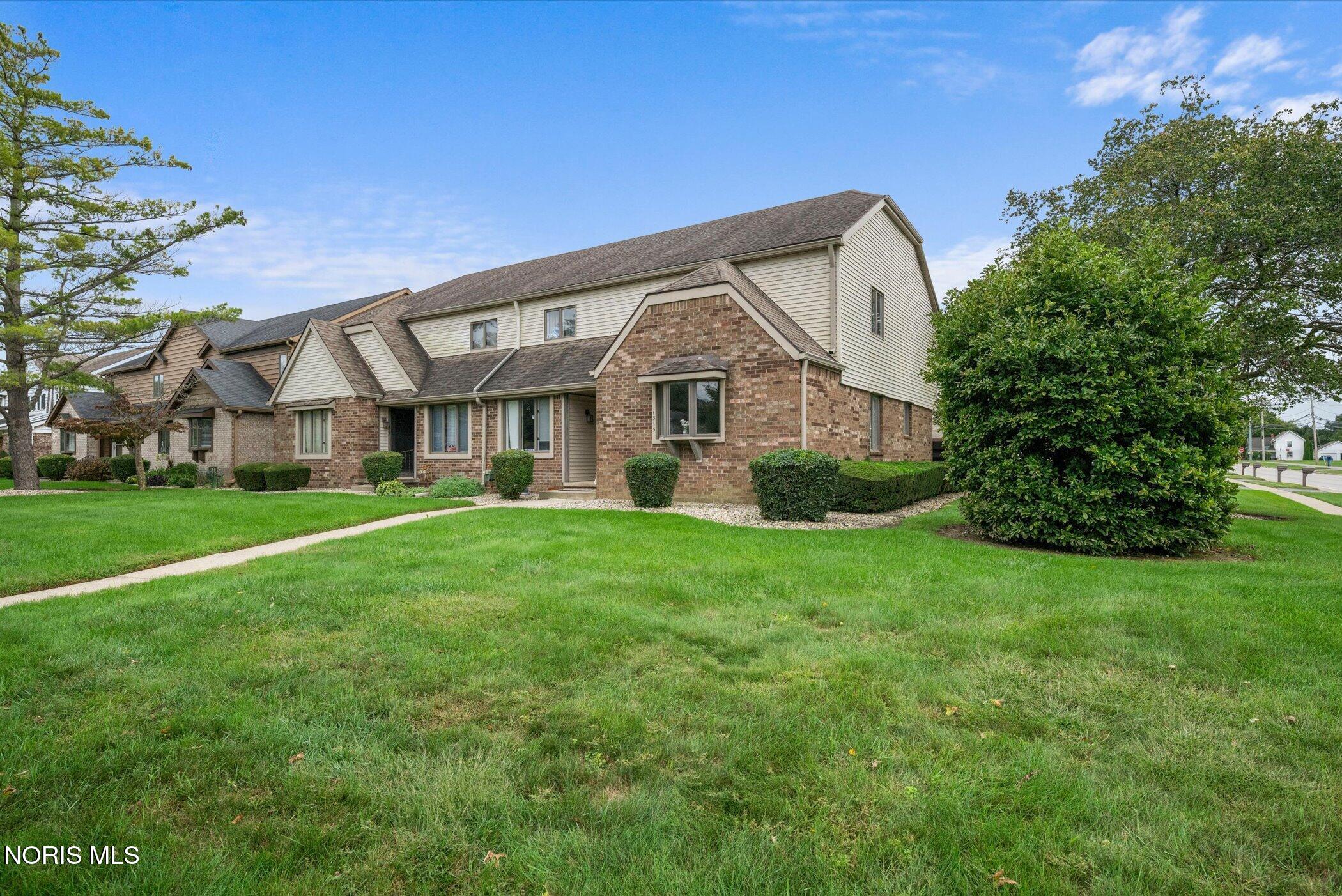 1315 Applegate Street #20