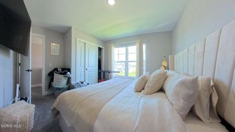 Tiny photo for 1038 Stoneleigh Road, Perrysburg, OH 43551 (MLS # 10008370)