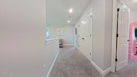 Tiny photo for 1038 Stoneleigh Road, Perrysburg, OH 43551 (MLS # 10008370)