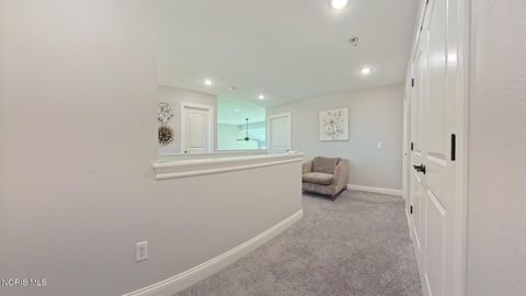 Tiny photo for 1038 Stoneleigh Road, Perrysburg, OH 43551 (MLS # 10008370)
