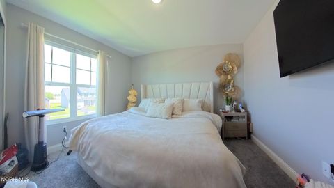 Tiny photo for 1038 Stoneleigh Road, Perrysburg, OH 43551 (MLS # 10008370)