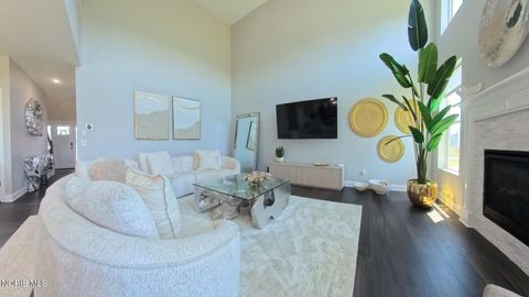 Tiny photo for 1038 Stoneleigh Road, Perrysburg, OH 43551 (MLS # 10008370)