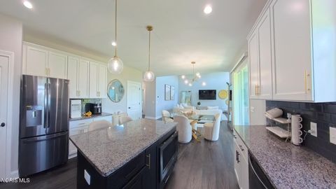 Tiny photo for 1038 Stoneleigh Road, Perrysburg, OH 43551 (MLS # 10008370)