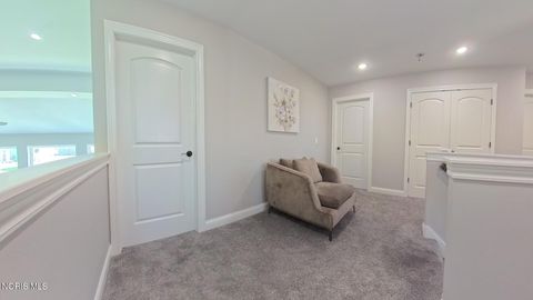 Tiny photo for 1038 Stoneleigh Road, Perrysburg, OH 43551 (MLS # 10008370)