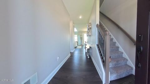 Tiny photo for 1038 Stoneleigh Road, Perrysburg, OH 43551 (MLS # 10008370)