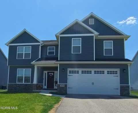 Photo of 1038 Stoneleigh Road, Perrysburg, OH 43551 (MLS # 10008370)