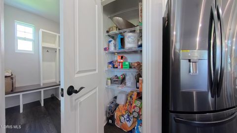 Tiny photo for 1038 Stoneleigh Road, Perrysburg, OH 43551 (MLS # 10008370)