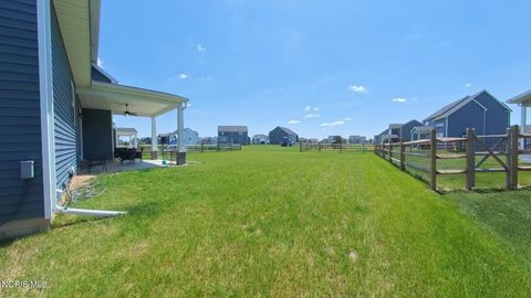 Tiny photo for 1038 Stoneleigh Road, Perrysburg, OH 43551 (MLS # 10008370)