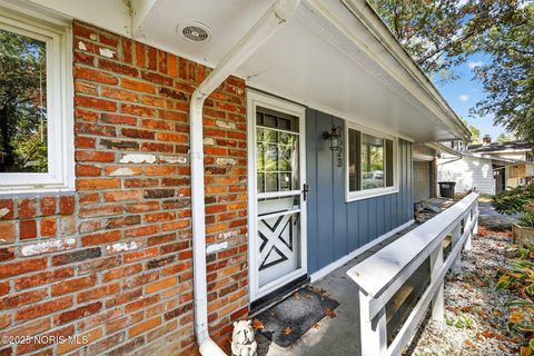 Tiny photo for 2523 Briarwood Lane, Toledo, OH 43615 (MLS # 10000368)