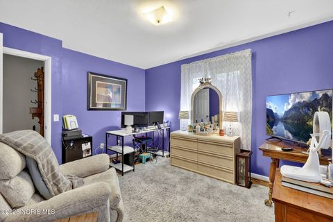 Tiny photo for 2523 Briarwood Lane, Toledo, OH 43615 (MLS # 10000368)