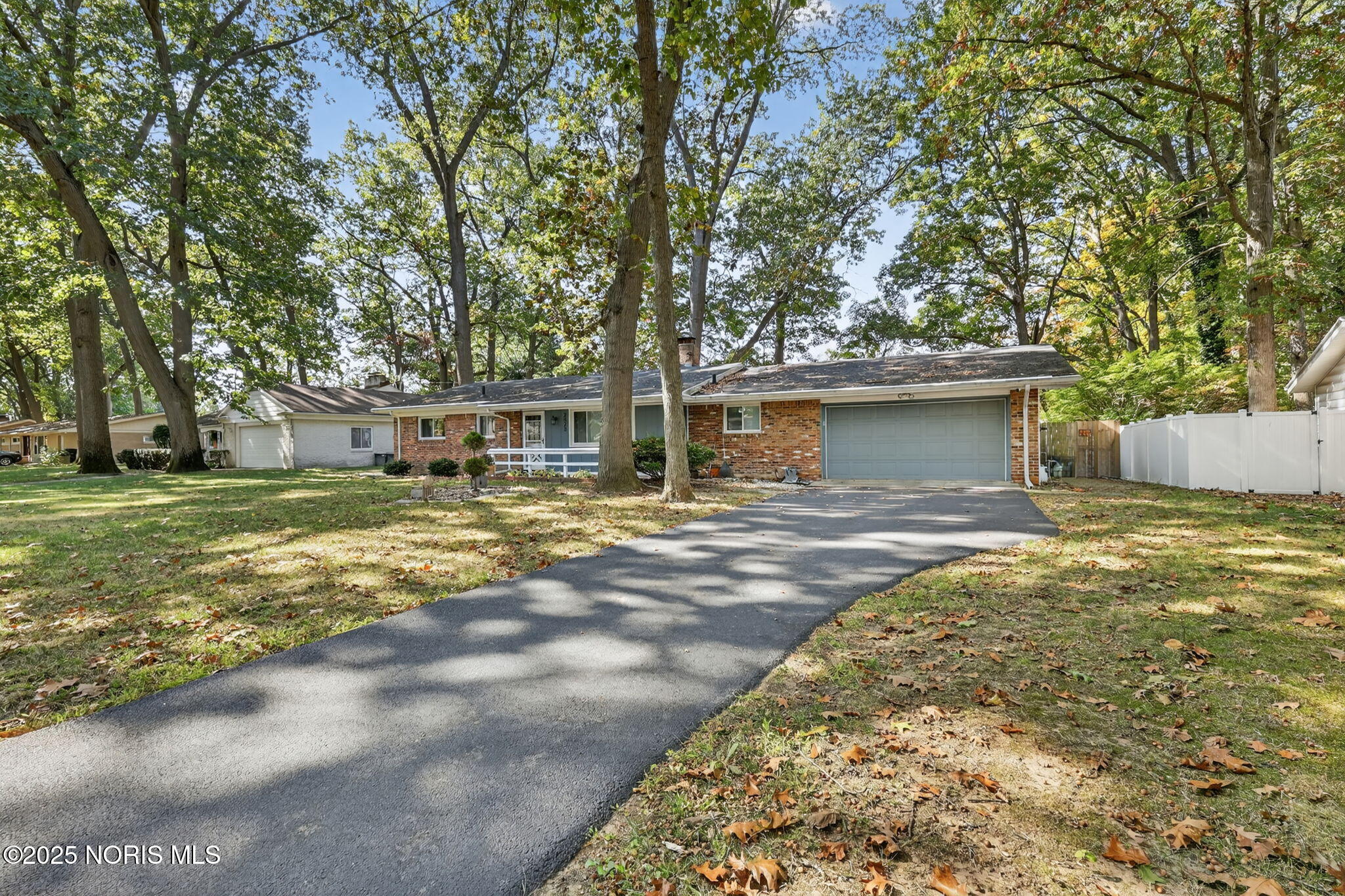 2523 Briarwood Lane