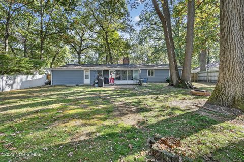 Tiny photo for 2523 Briarwood Lane, Toledo, OH 43615 (MLS # 10000368)