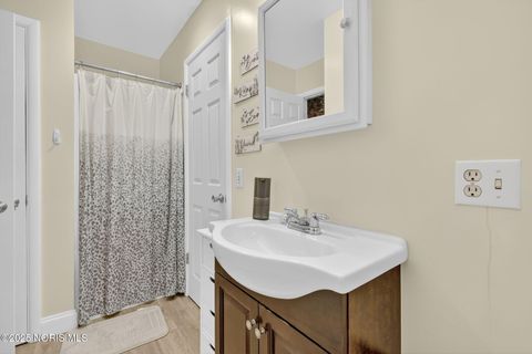 Tiny photo for 2523 Briarwood Lane, Toledo, OH 43615 (MLS # 10000368)