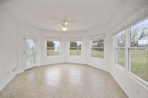 Tiny photo for 7372 Harbour Light Court, Maumee, OH 43537 (MLS # 10009882)