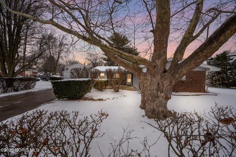 Tiny photo for 200 Cedar Lane, Waterville, OH 43566 (MLS # 10003174)