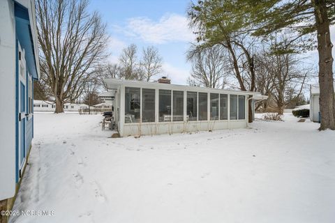 Tiny photo for 200 Cedar Lane, Waterville, OH 43566 (MLS # 10003174)